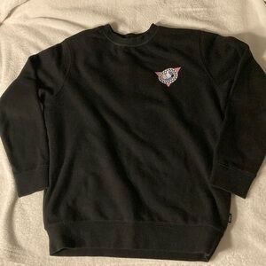 Disney/vans Black crewneck (youth M/ women XS)